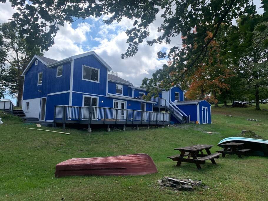 Gorgeous Poconos Springtime By The Lake! Henryville Exterior foto